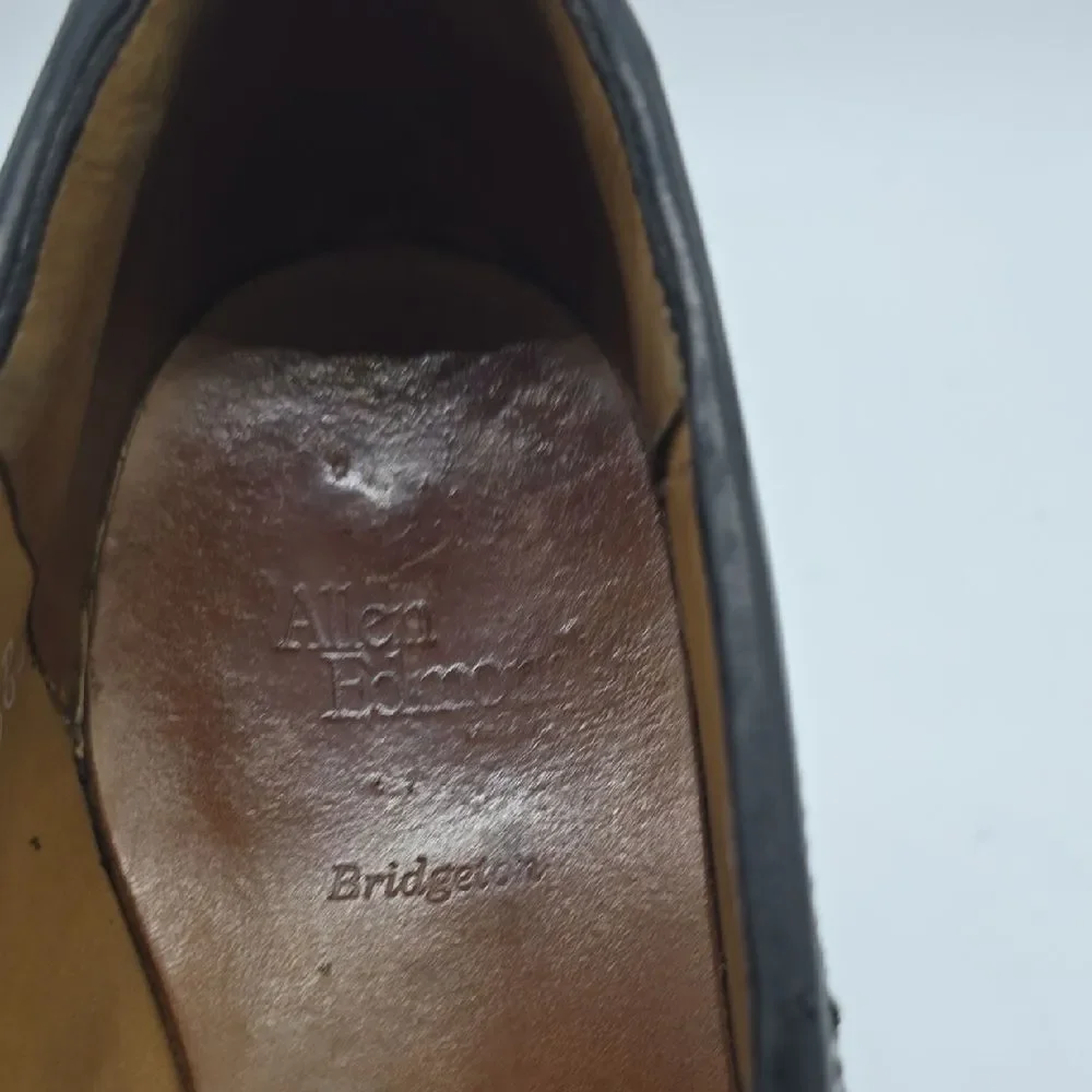 Allen Edmonds Black Leather Tassel Kiltie Loafers with Brogue Detail